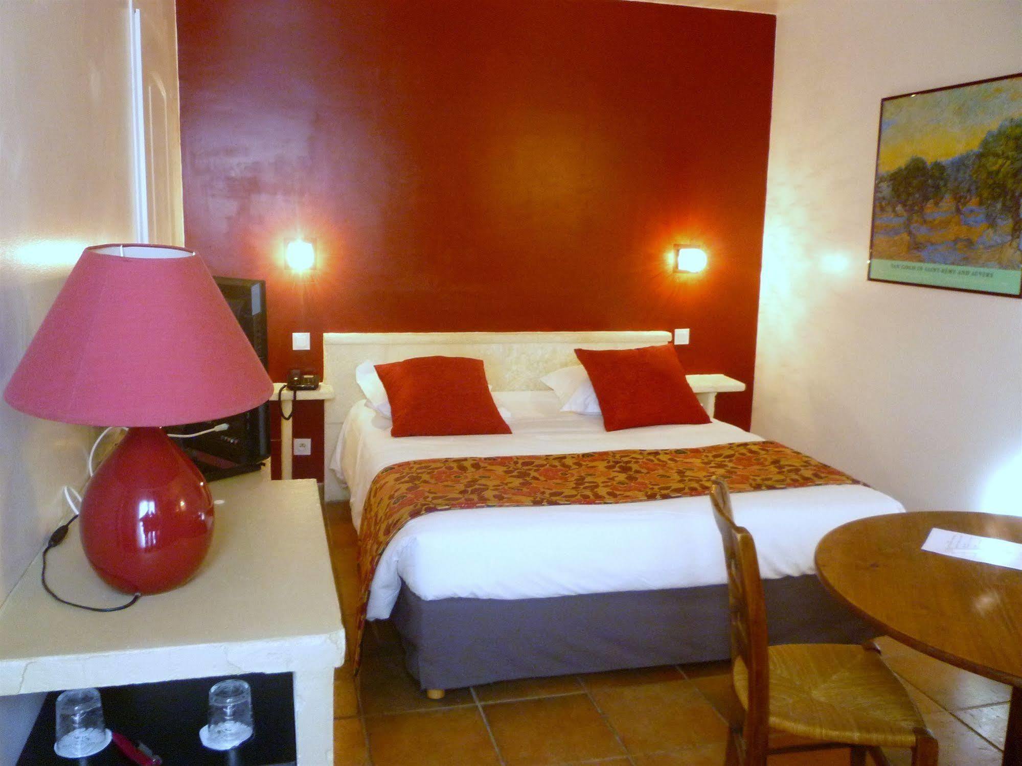 Val Baussenc, The Originals Relais Ξενοδοχείο Maussane les Alpilles Εξωτερικό φωτογραφία